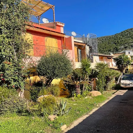 Casa Delle Farfalle Chia Exterior photo